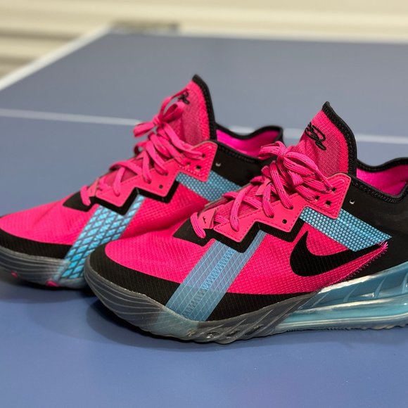 Nike Lebron 18 Low Men's Fireberry/ Black Sneakers Size 10- Used - Picture 4 of 11